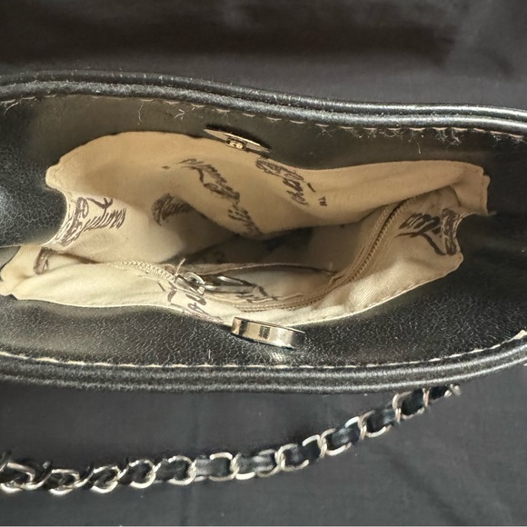 Rustic Couture Black Faux leather purse with chain strap. - Picture 10 of 16
